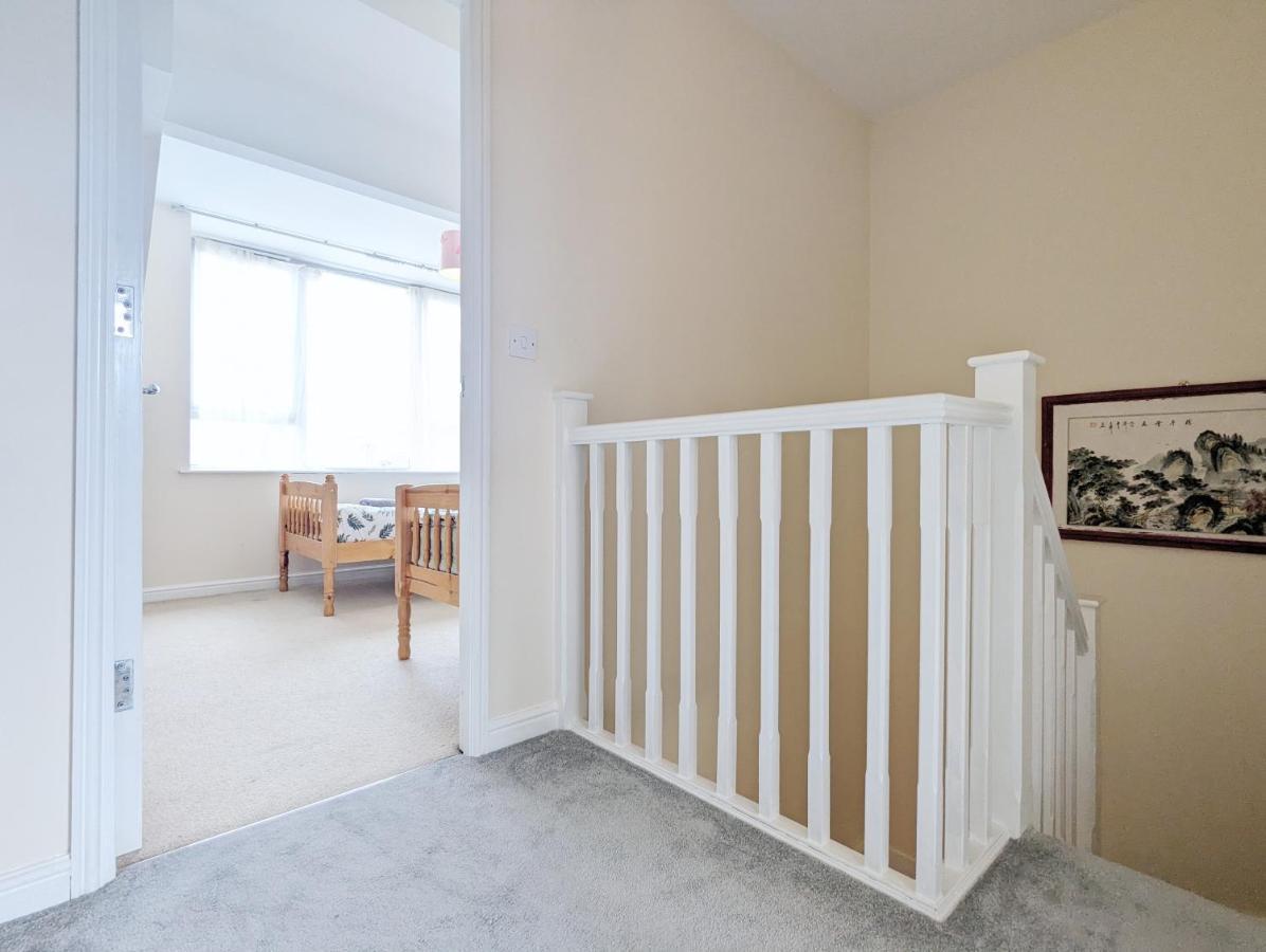 Guest Rooms Near City Centre & Dock Free Parking リヴァプール エクステリア 写真