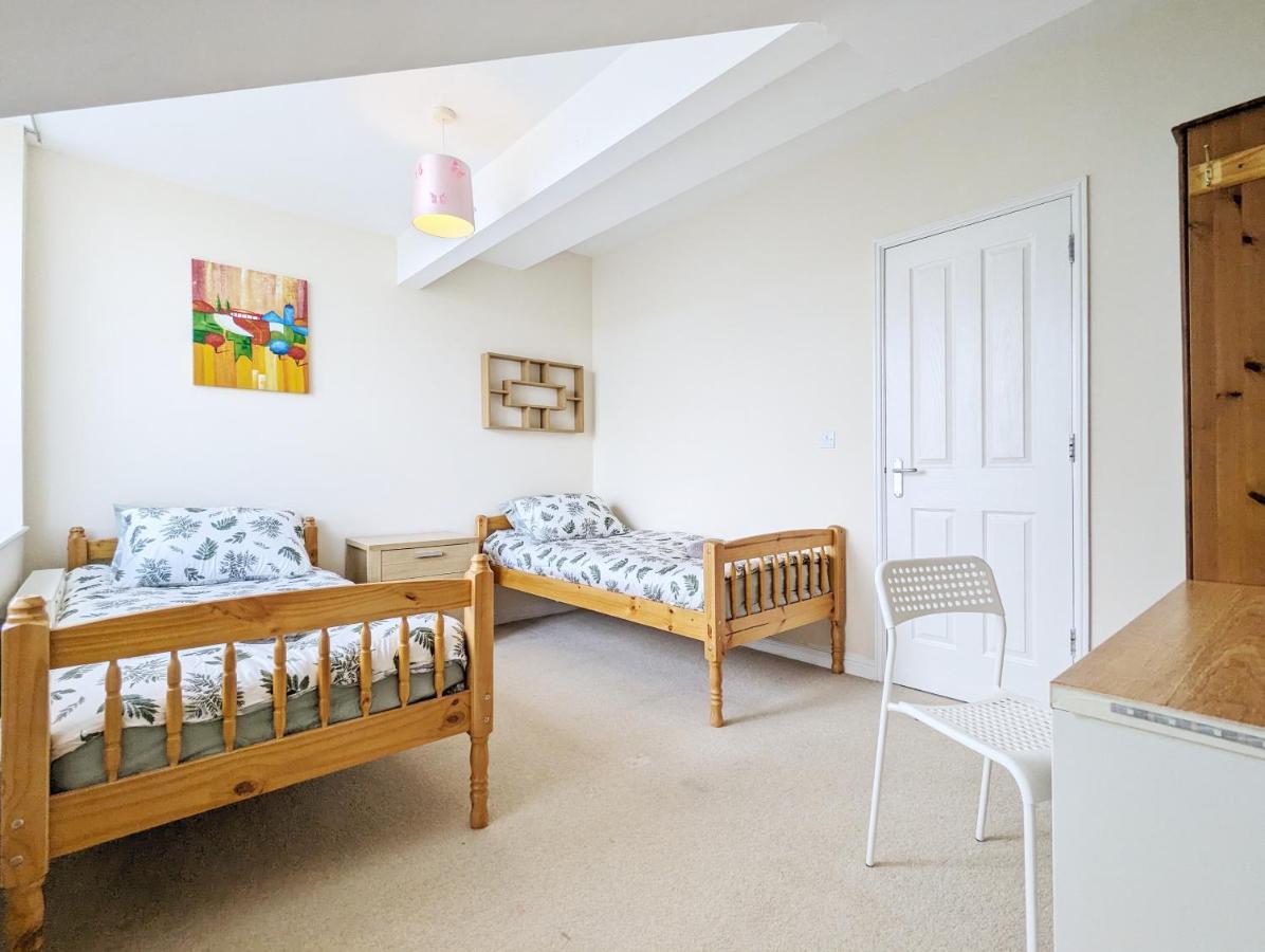 Guest Rooms Near City Centre & Dock Free Parking リヴァプール エクステリア 写真