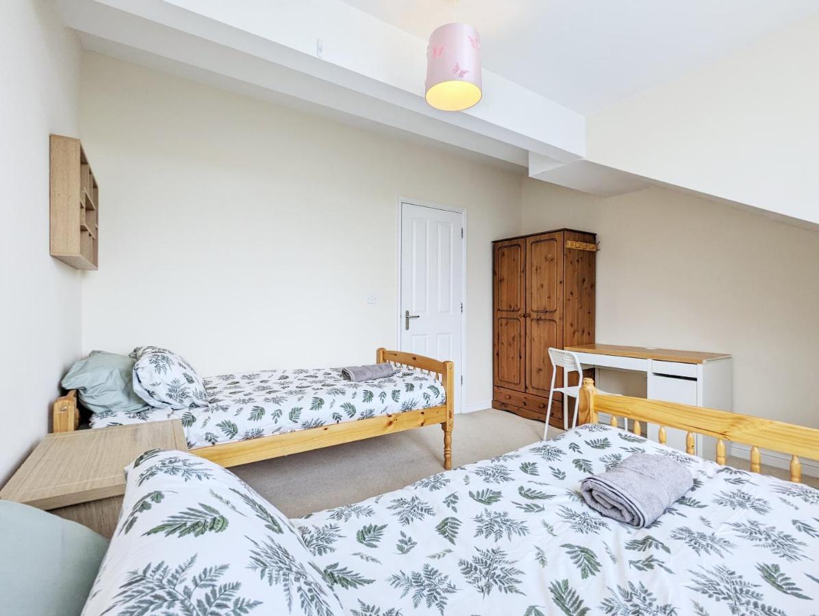 Guest Rooms Near City Centre & Dock Free Parking リヴァプール エクステリア 写真