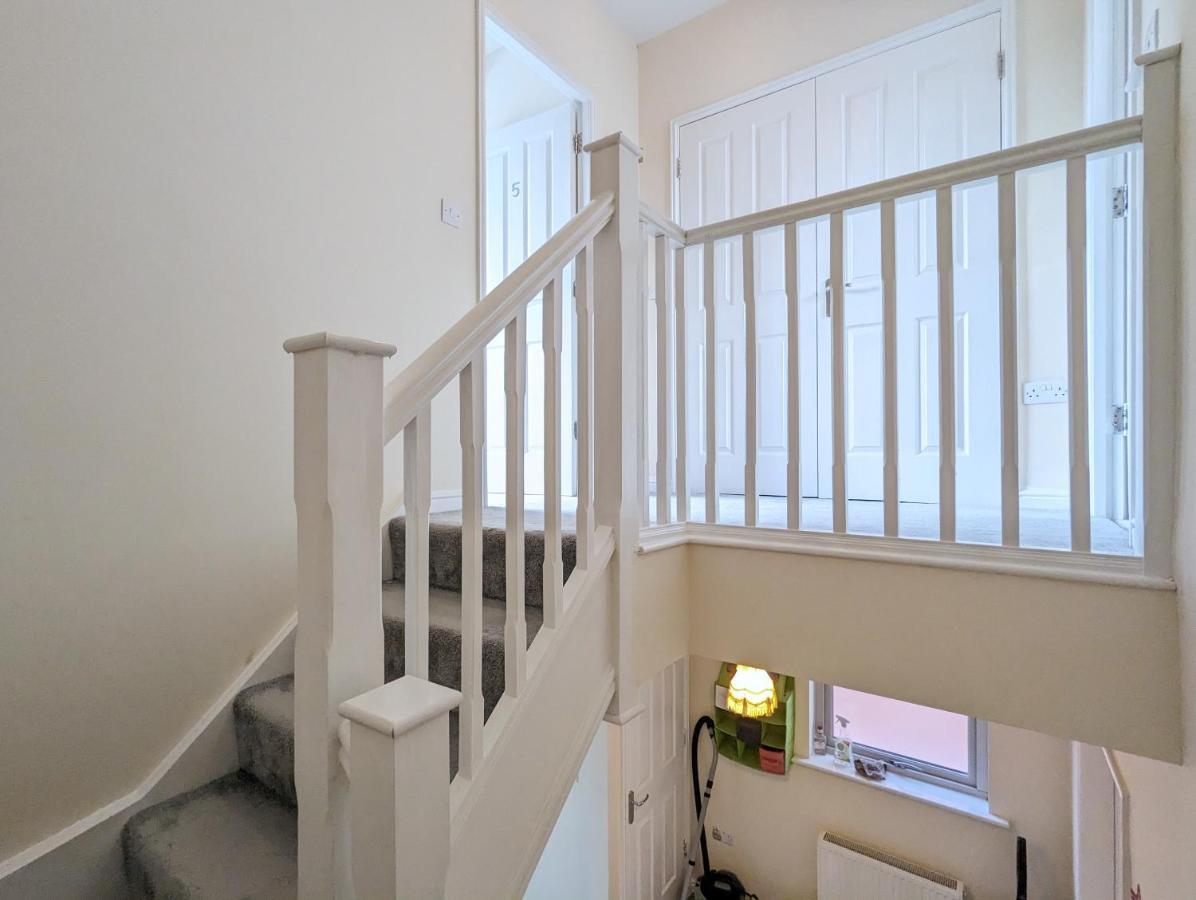 Guest Rooms Near City Centre & Dock Free Parking リヴァプール エクステリア 写真