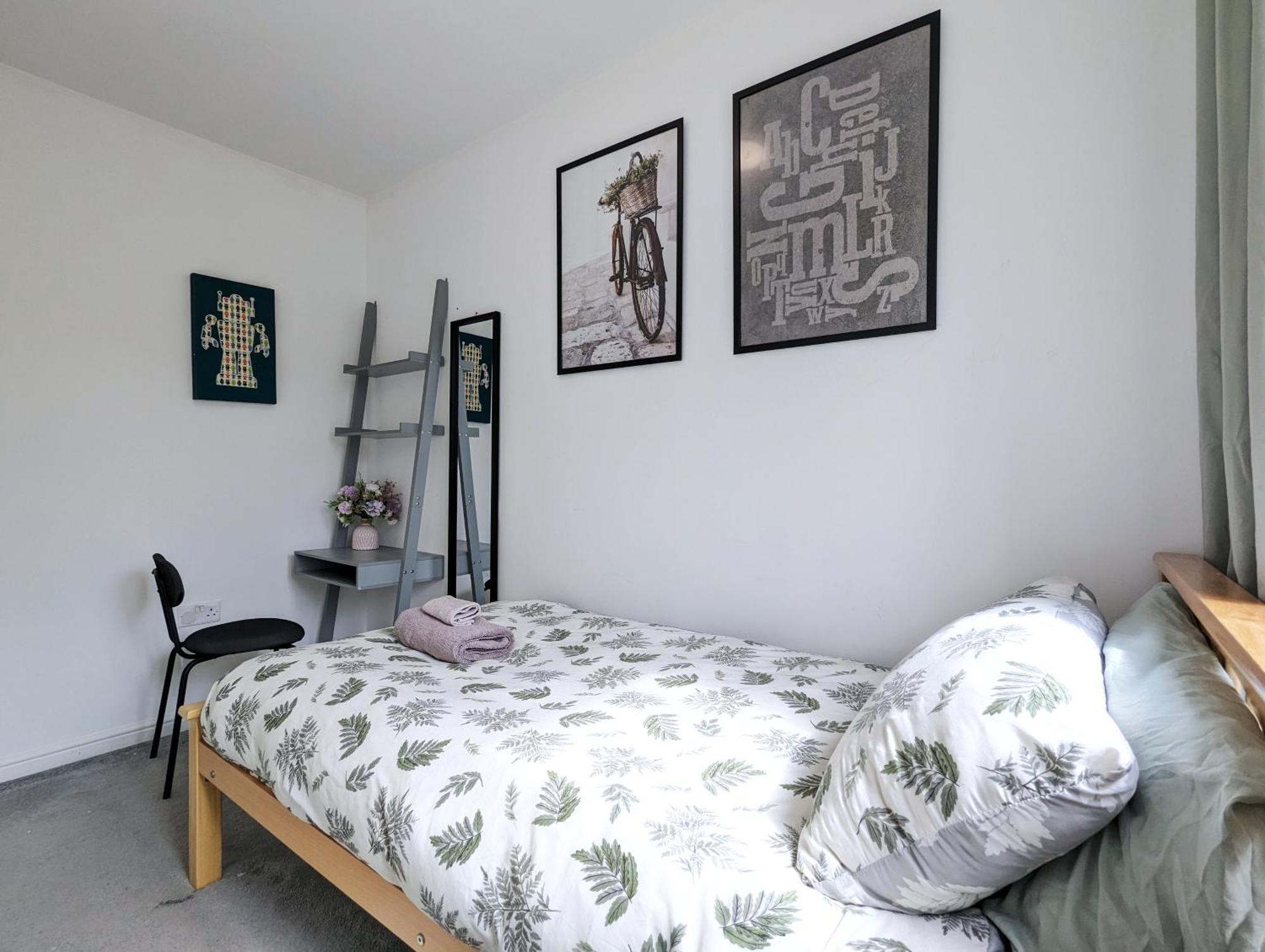 Guest Rooms Near City Centre & Dock Free Parking リヴァプール エクステリア 写真